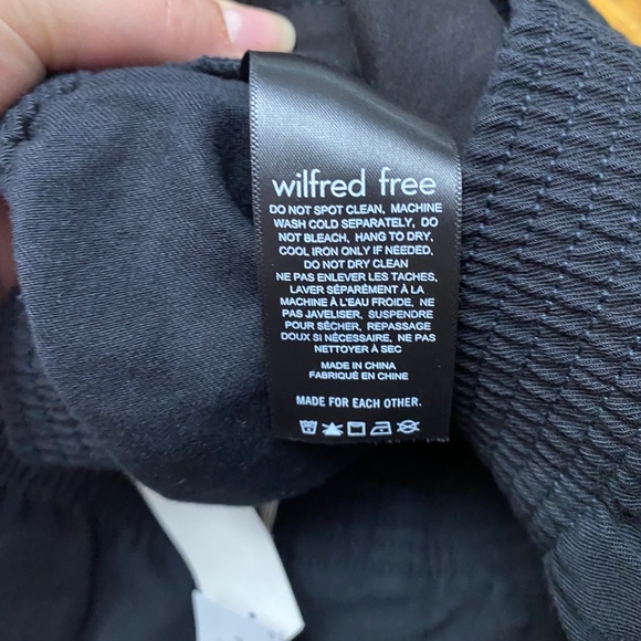 NEW Wilfred Free Black Shorts - Picture 8 of 11